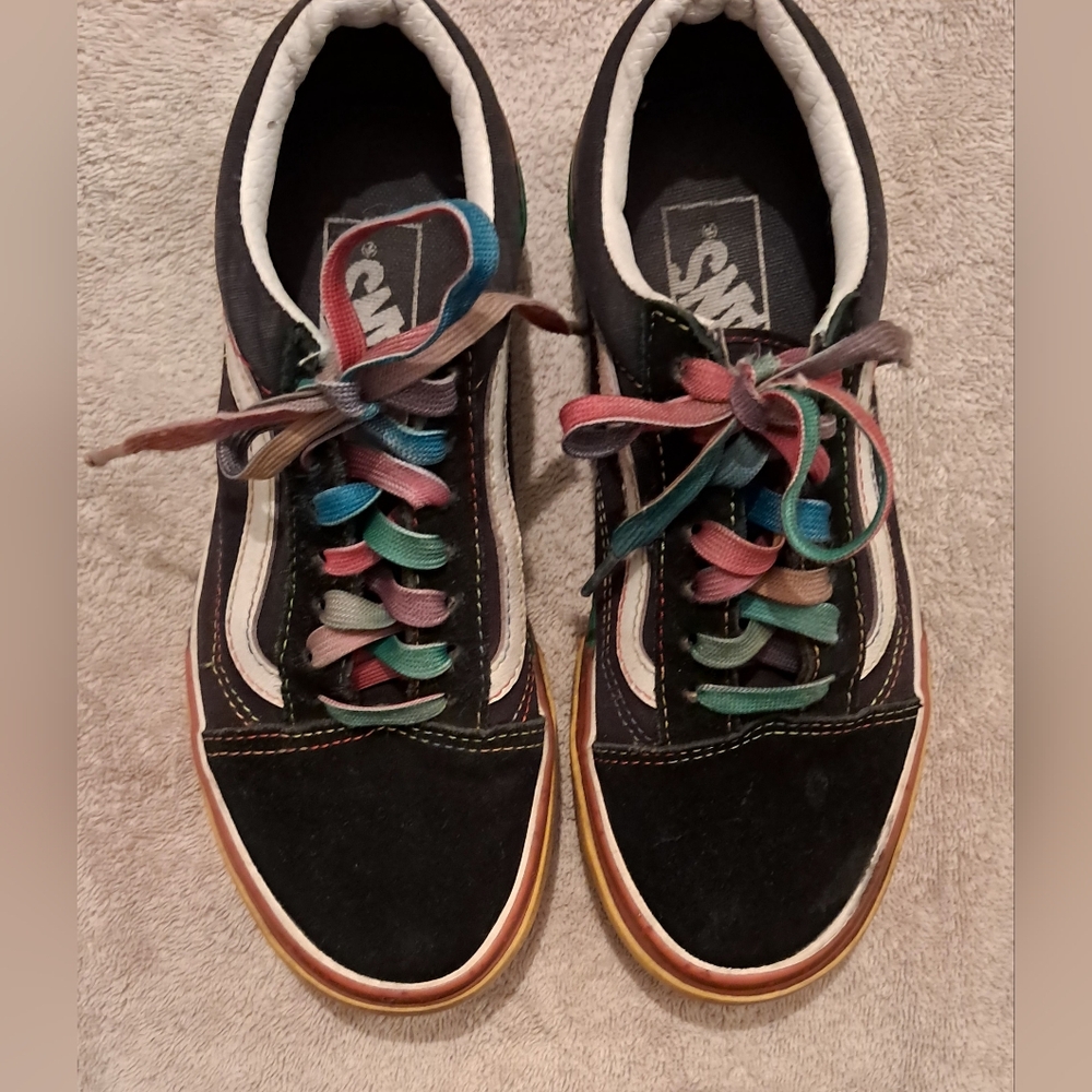 Platform with extra cushion. Sole Vans
